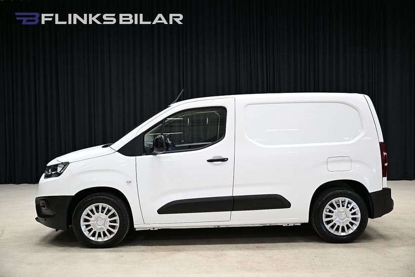 Bild 2 av Toyota ProAce City 1.5D 130HK Automat|Inredd|Drag|Värmare|Backkamera