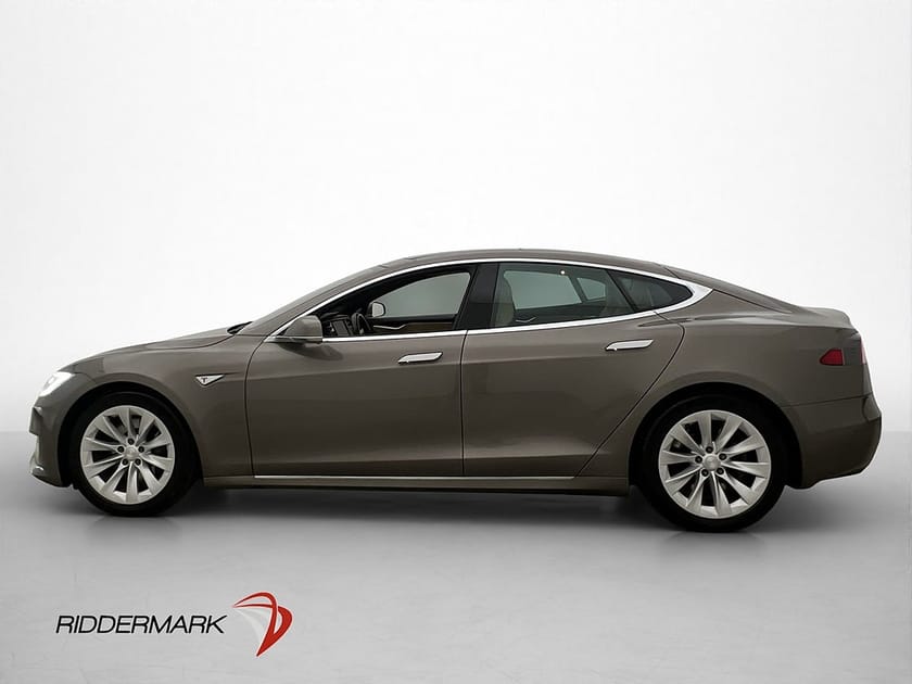 Bild 5 av Tesla Model S 90D 423hk Autopilot Pano Kamera Skinn
