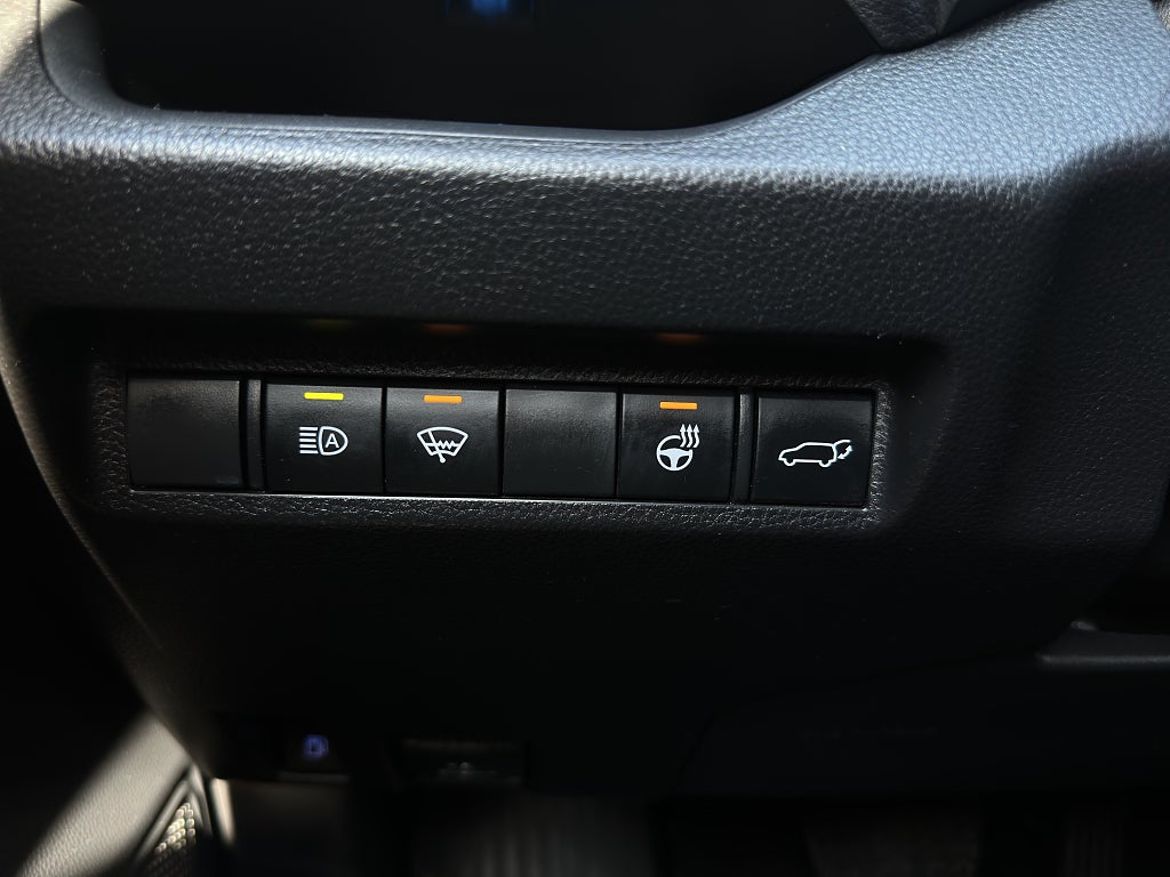 Toyota RAV4 Plug-in Hybrid, bild 18 av 22