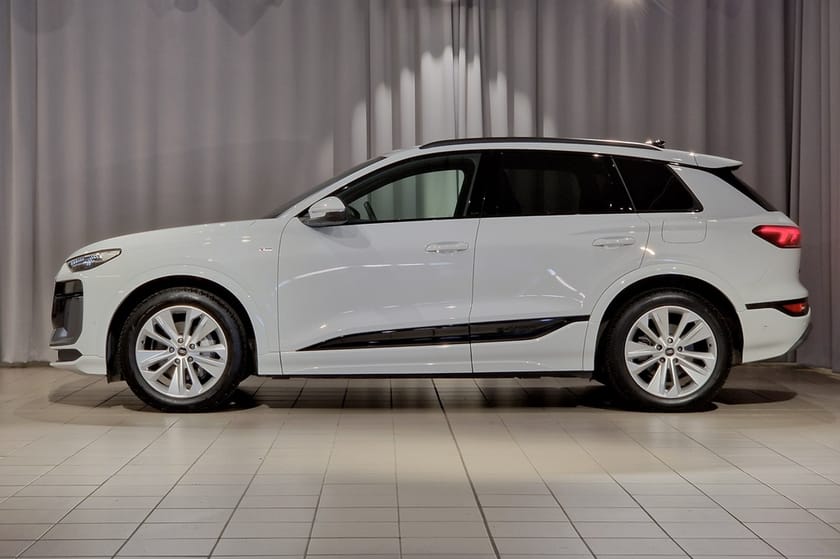 Bild 2 av Audi Q6 e-tron performance S line | Drag | 360 vy | Navi | El-sto