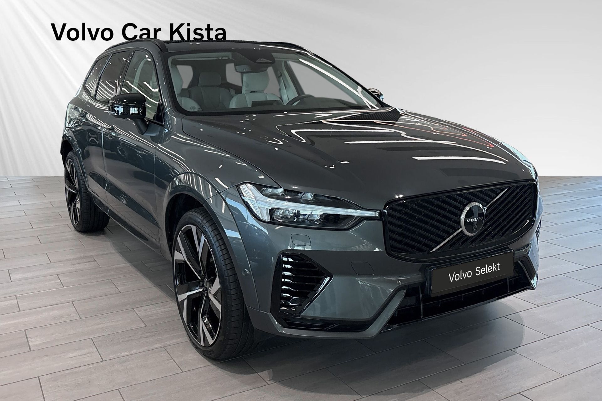 Volvo XC60 2026, photo 6/10