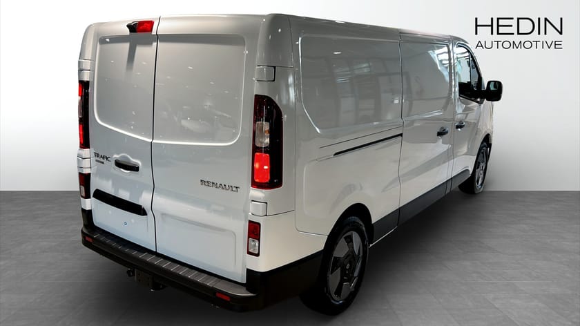 Bild 3 av Renault Trafic Skåpbil L2H1 150HK AUT - 2xdörr - Värmare - Drag