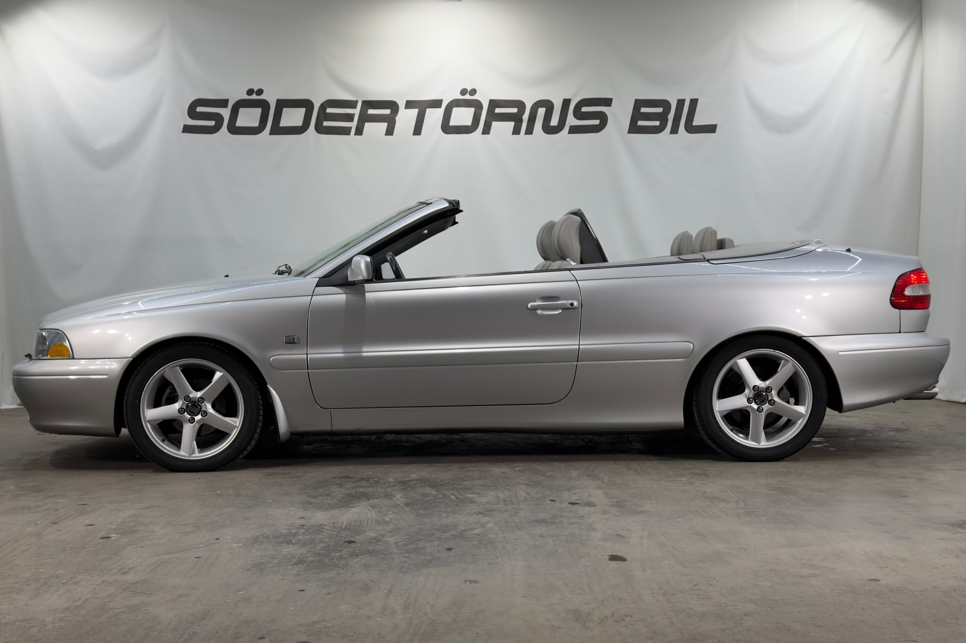 Volvo C70 Cabriolet 2.4 T 200 HK 2005, bild 4/15