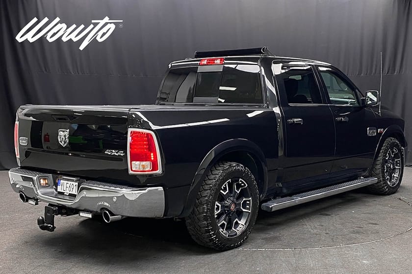 Bild 4 av RAM 1500 Crew Cab Dodge 5.7 V8 395HK Longhorn /Drag /Släde /Moms