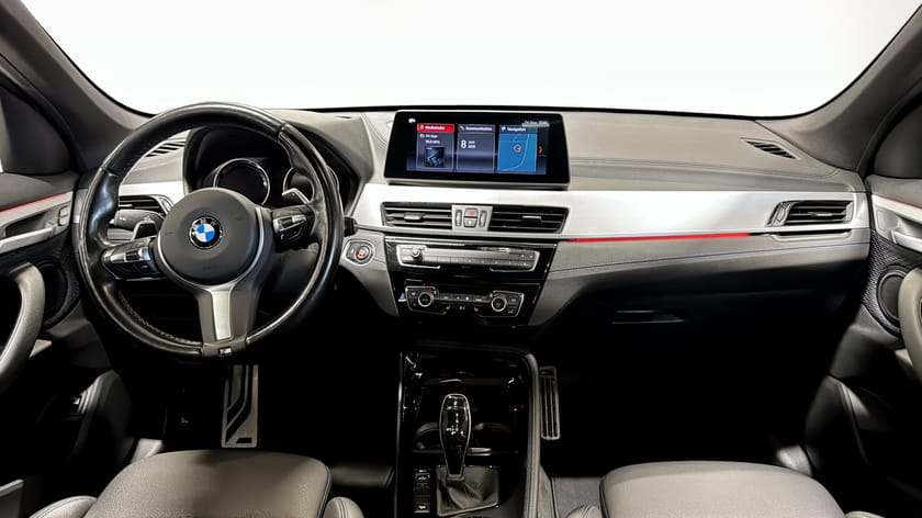 Bild 4 av BMW X1 xDrive20d 20d M Sport Head Up Drag