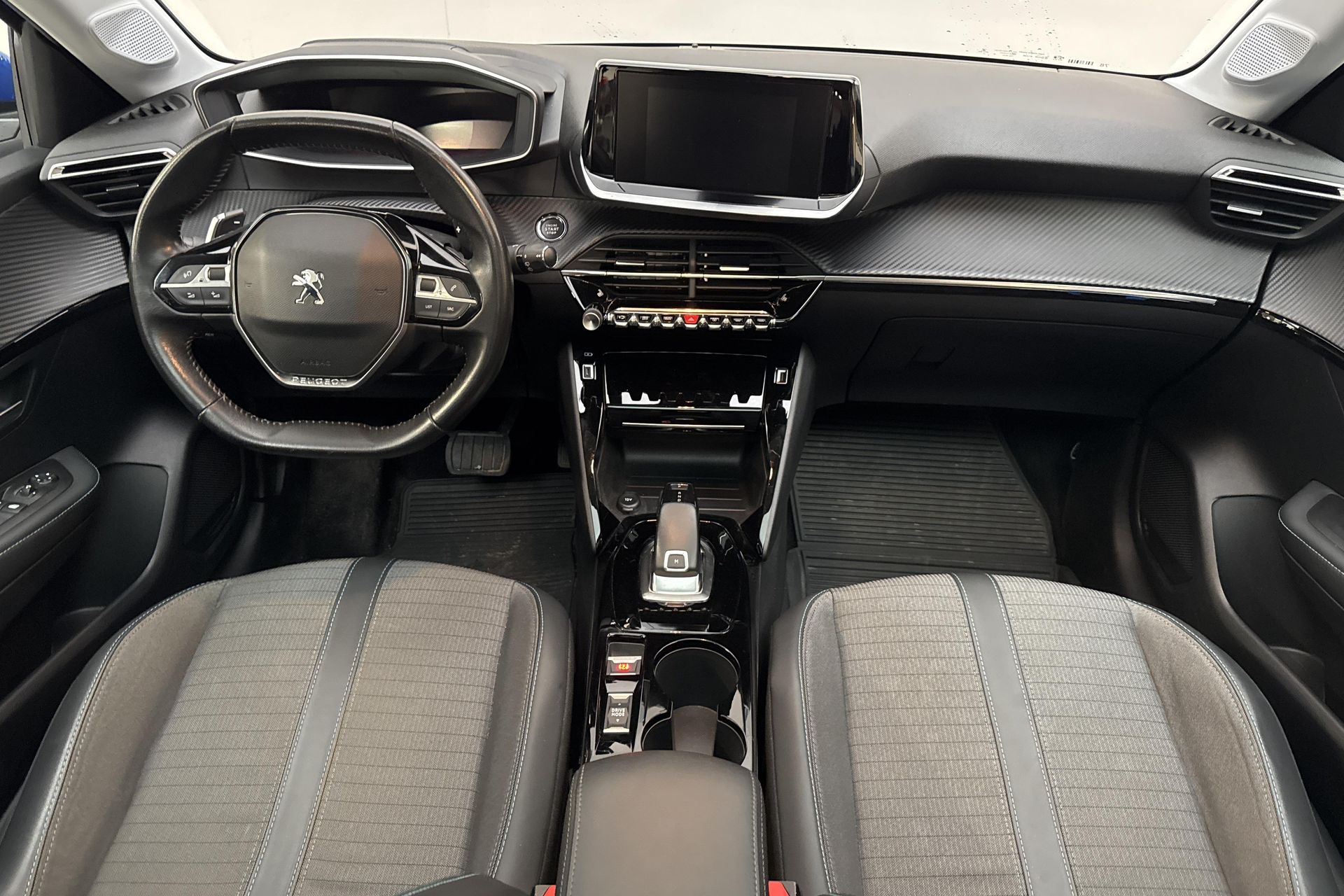 Peugeot 208 1.2 PureTech 100 2019, bild 7/10