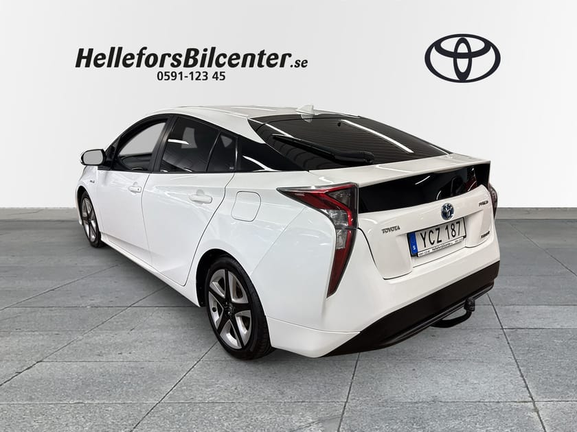 Bild 2 av Toyota Prius Hybrid DRAG Motorv Vhjul HUD BSM