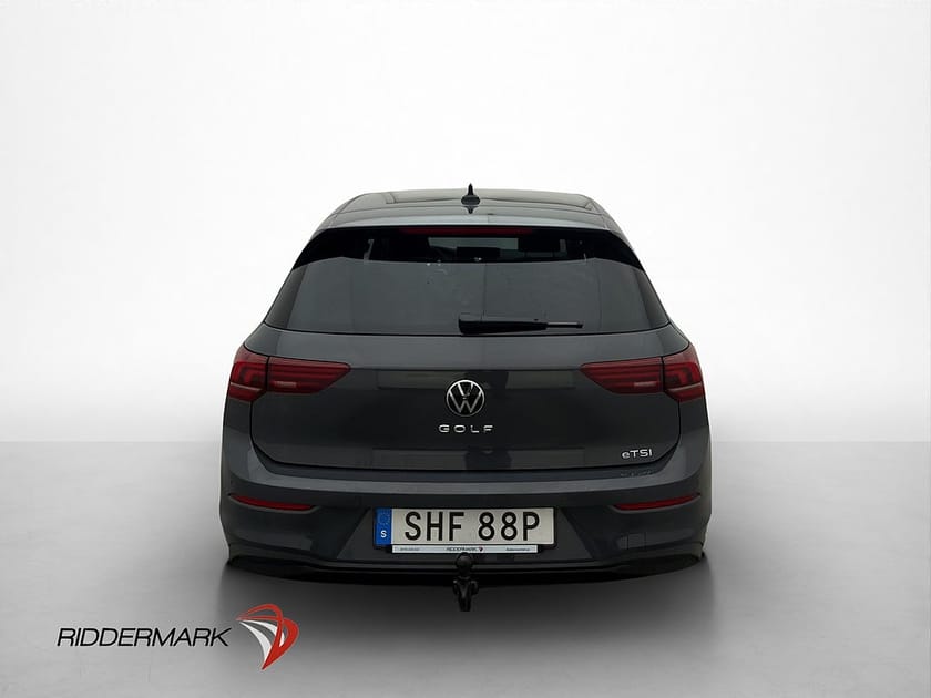 Bild 5 av Volkswagen Golf 1.5 eTSI 150hk Life Cockpit Drag HUD CarPlay