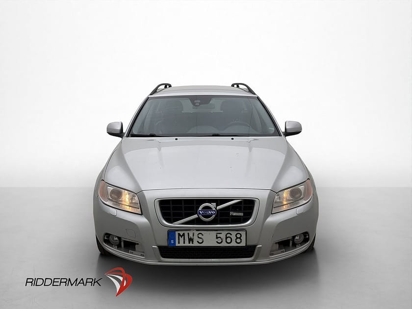 Bild 2 av Volvo V70 D4 163hk R Design Dragkrok Skinnklädsel Sensorer