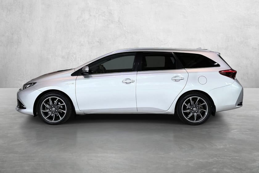 Bilde 2 av Toyota Auris Touring Sports Hybrid 1,8 Style Blue