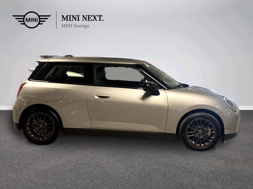 Bild 2 av MINI Cooper SE Essential Trim, Paket S