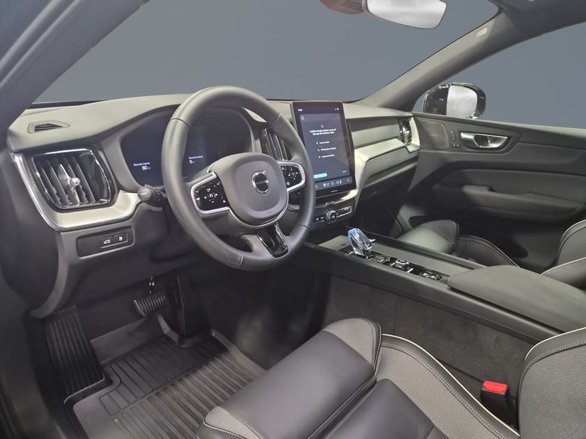 Bild 5 av Volvo XC60 T6 Plus Black Nordic Edition