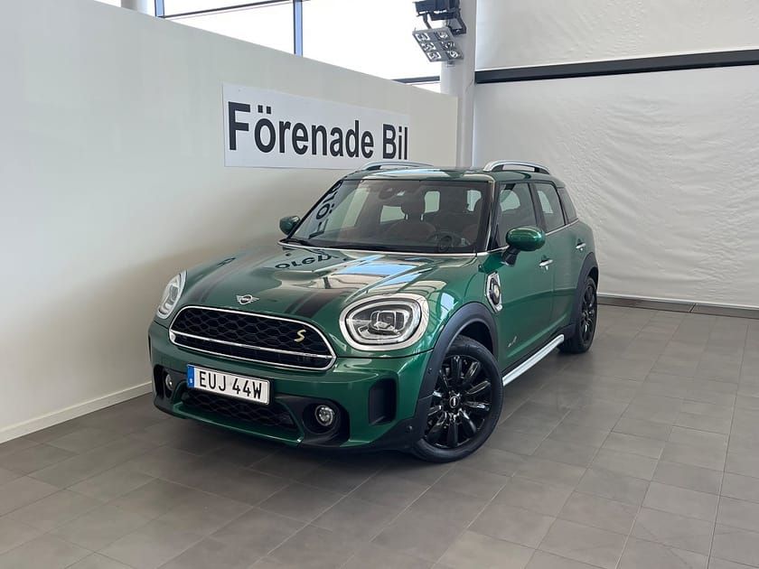 Bild 1 av MINI Countryman Cooper SE ALL4 Panoramatak HUD Backkamera Nav 4,95% ränta