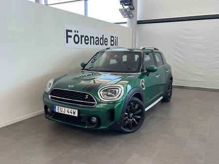 MINI Countryman Cooper SE ALL4 Panoramatak HUD Backkamera Nav 4,95% ränta