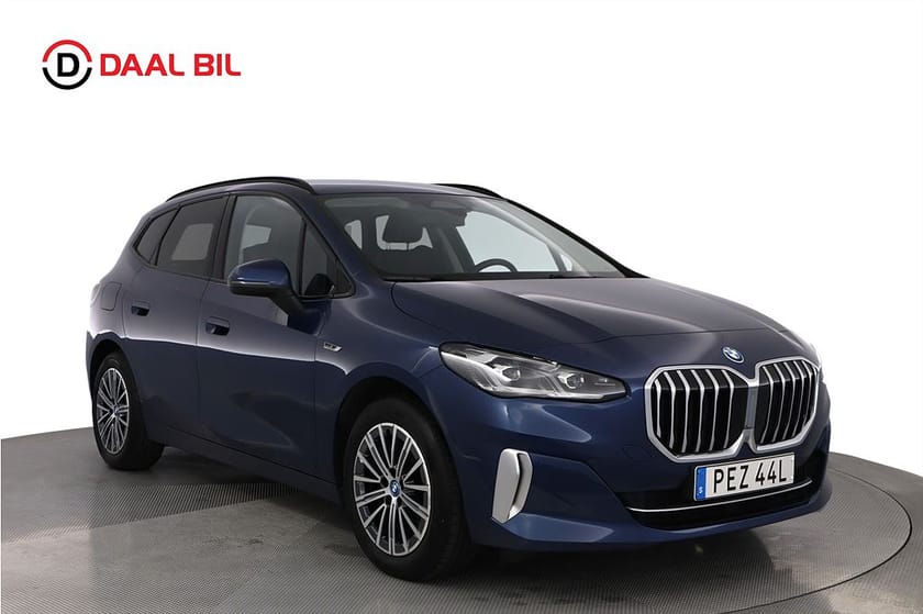 Bild 3 av BMW 225e xDrive Active Tourer 245HK LUXURY LINE B-KAM NAV LÄDER