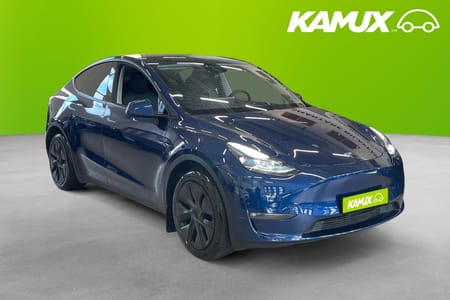 Tesla Model Y Long Range AWD Pano Kamera Navi Drag 514hk