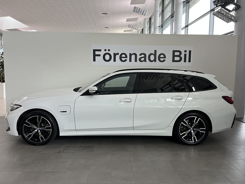 Bild 3 av BMW 330e xDrive Touring