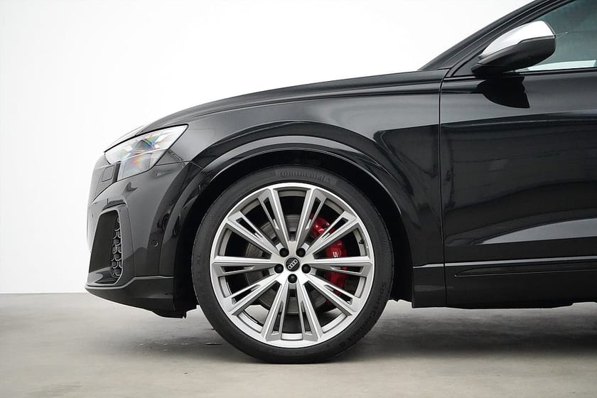 Bild 2 av Audi SQ8 TFSI quattro
