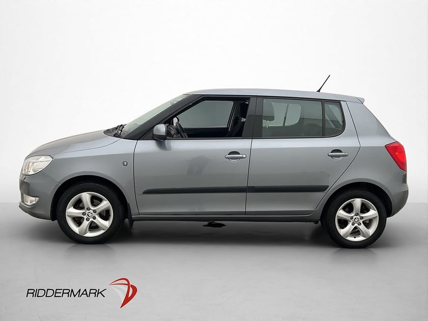Bild 4 av Škoda Fabia Skoda 1.2 TSI 86hk Elegance Farthållare P-Sensorer