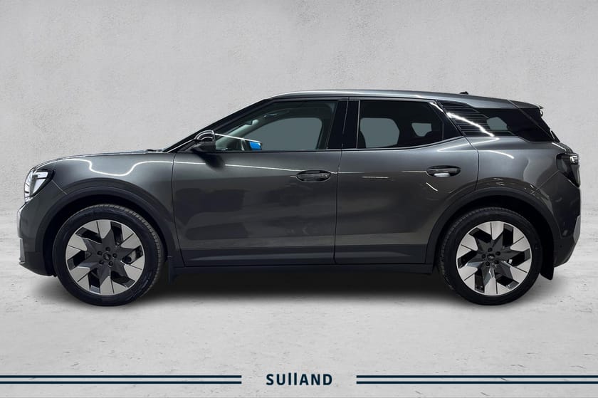 Bilde 2 av Ford Explorer EV Extended Range AWD Premium, Førerpakke, Varmepumpe, AGR seter