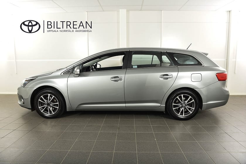 Bild 2 av Toyota Avensis Kombi 1.8 Business Backkamera Drag LÅGMIL S&V-Hjul