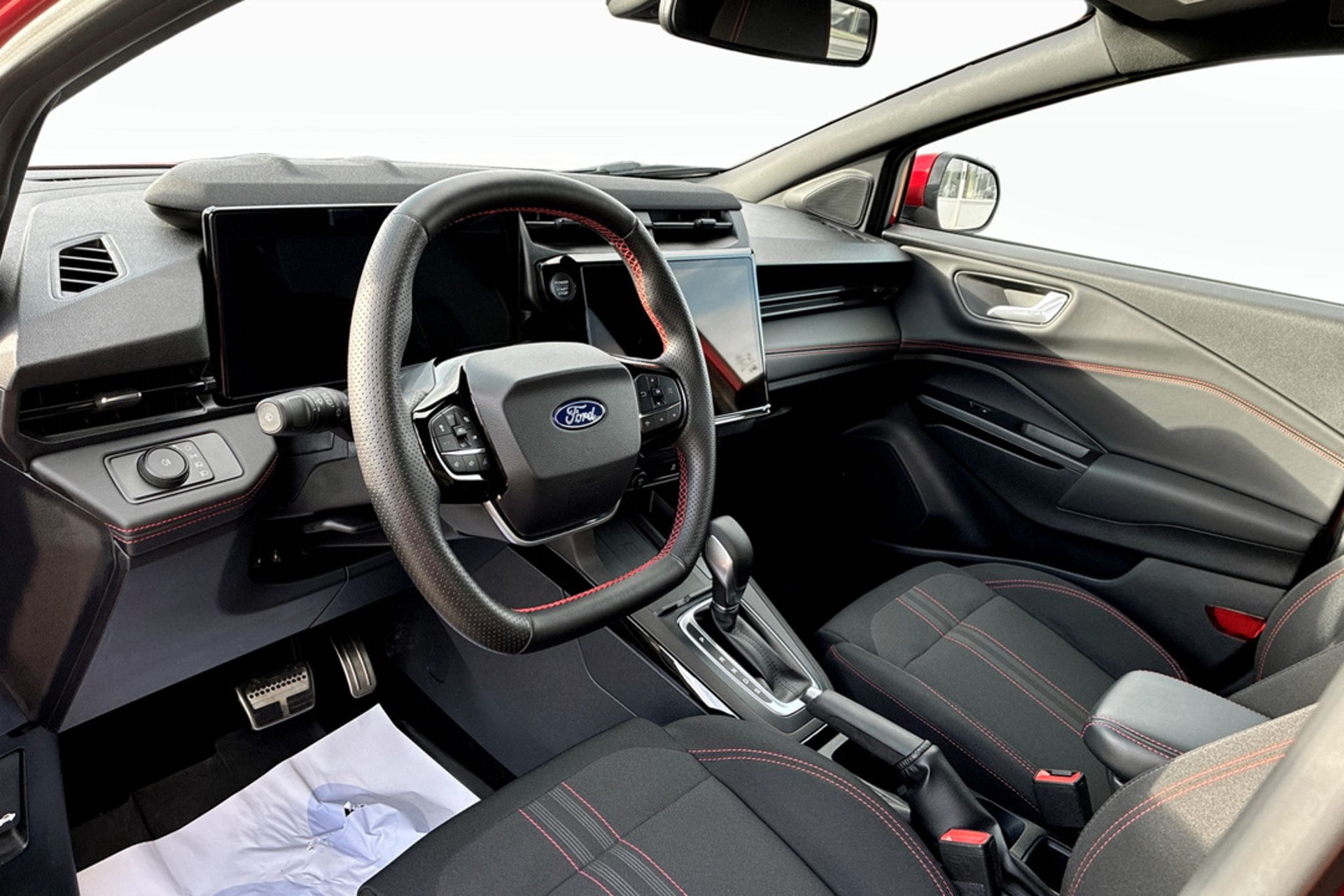Ford Puma 1.0 EcoBoost Hybrid 2025, bild 5/9