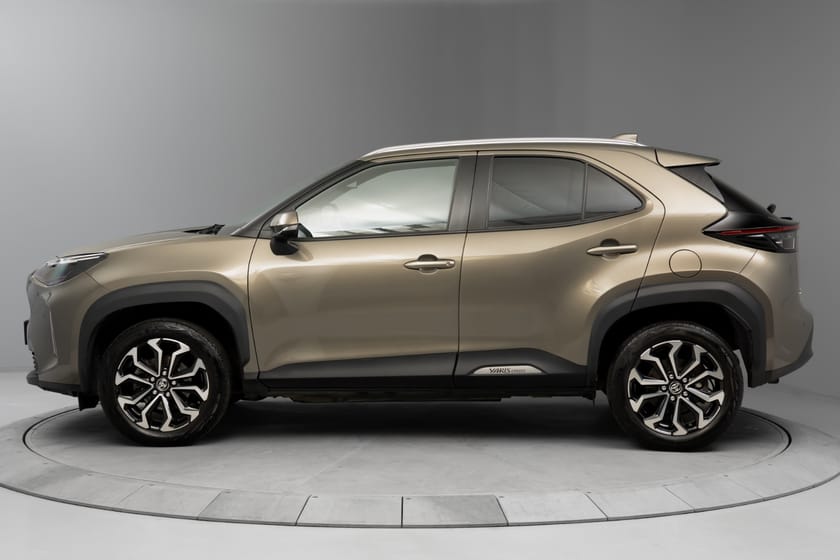 Bilde 2 av Toyota Yaris Cross Hybrid AWD-i 1,5 Active Tech
