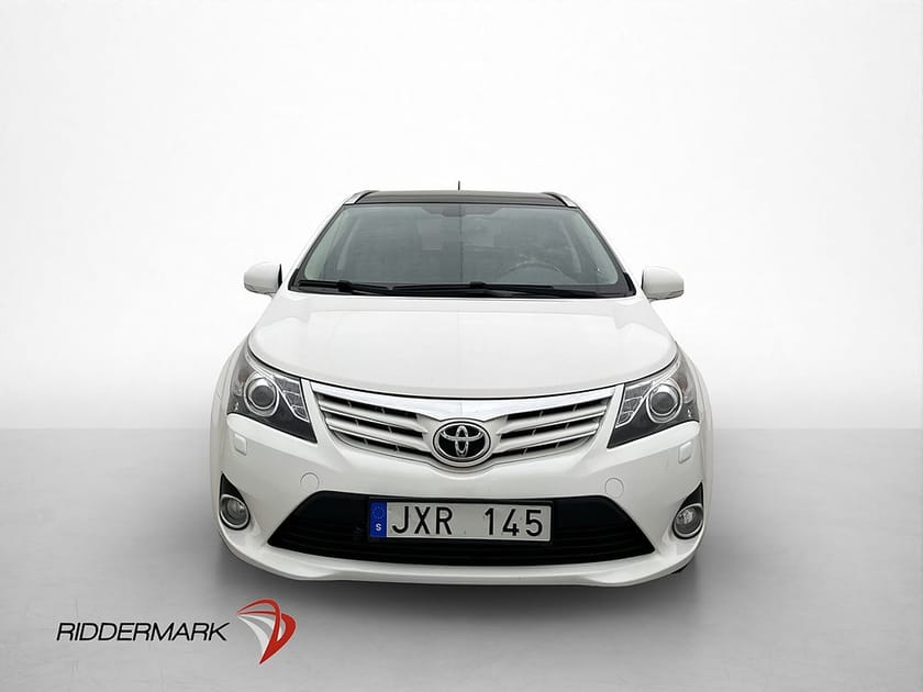 Bild 2 av Toyota Avensis Kombi 147hk Premium Skinn Pano Kamera M-värm Drag
