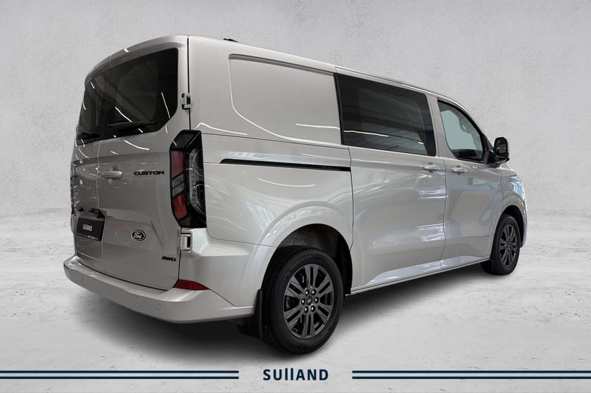 Bilde 5 av Ford Transit Custom 320 2,0 TDCi 170HK L1 LTD AWD |H.Feste|Webasto|Komfortvegg