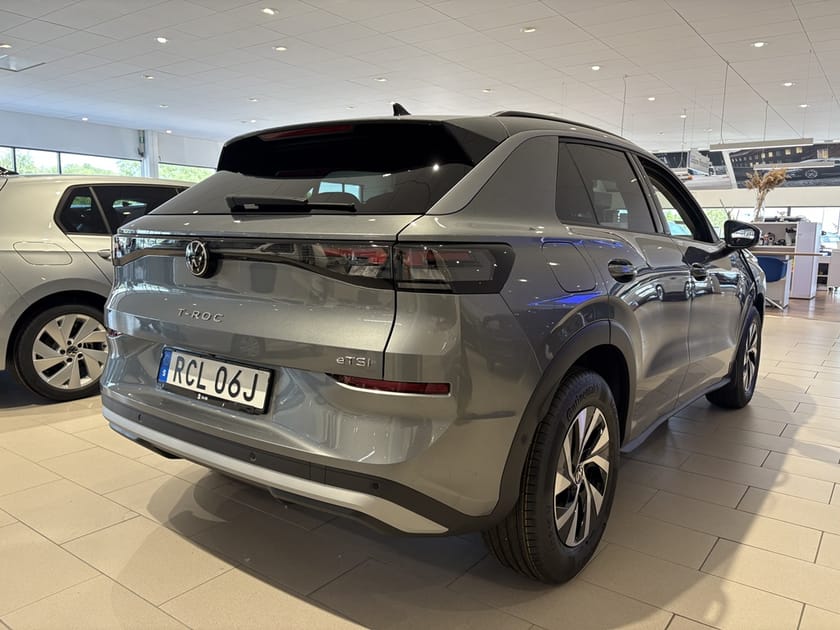 Bild 3 av Volkswagen T-Roc 1.5 eTSI 150 HK  DSG7