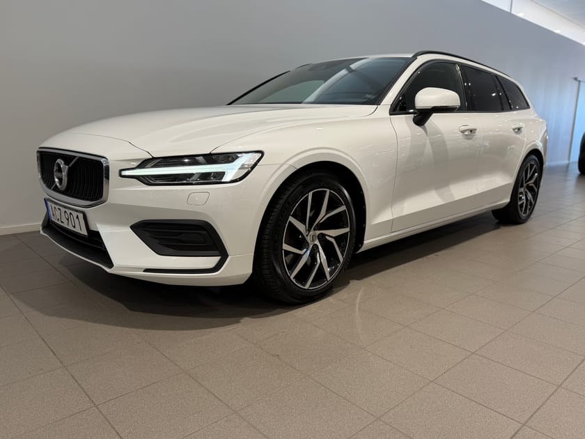 Bild 1 av Volvo V60 T5 Momentum Edition / dragkrok / sensorer / farthållare /