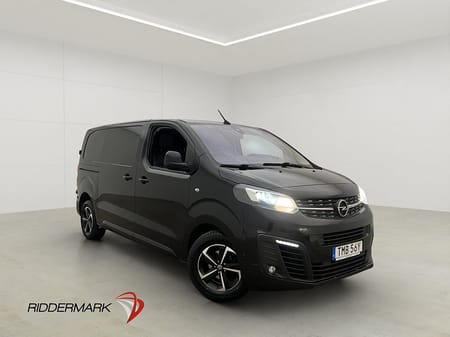Opel Vivaro Skåpbil IP L2 177hk Ny-Kamrem Värm Drag Kamera CARPLAY MOMS