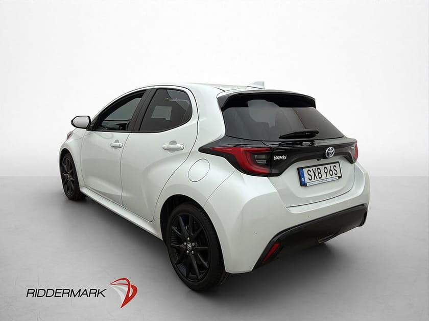 Bild 5 av Toyota Yaris Hybrid CVT Style Kamera Navi A-Farthållare BSM