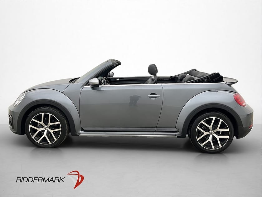 Bild 4 av Volkswagen Beetle Dune Cabriolet CAB LÄDER CARPLAY 3286 MIL! 150hk