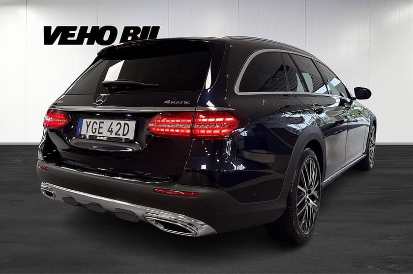Bild 3 av Mercedes-Benz E 220 d 4MATIC All-Terrain 4-Matic Dragkrok Head up display