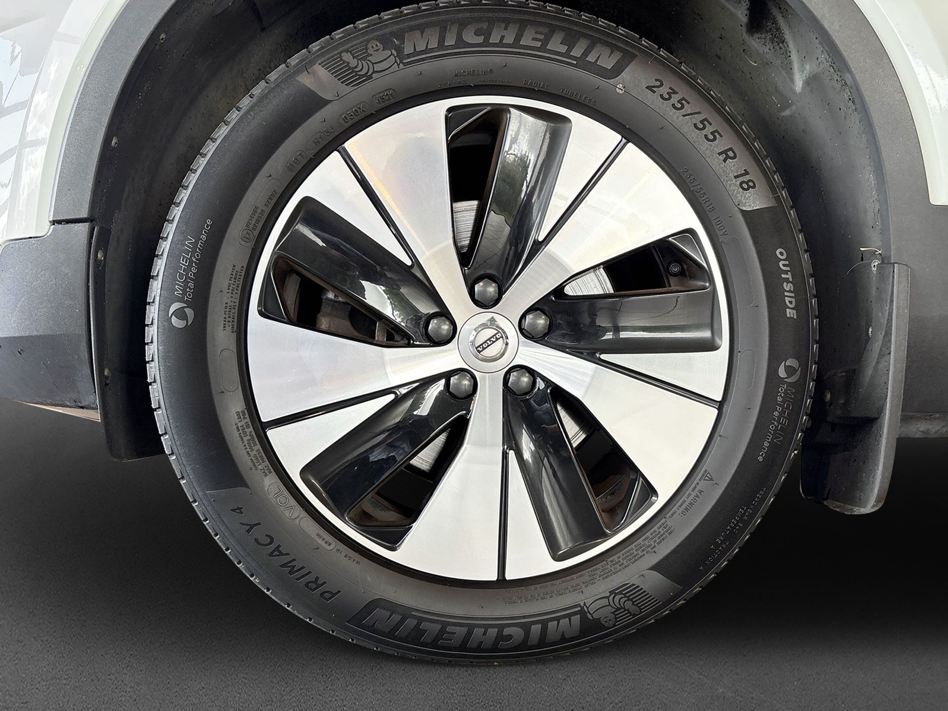 Volvo XC40 B4 2022, kuva 5/10
