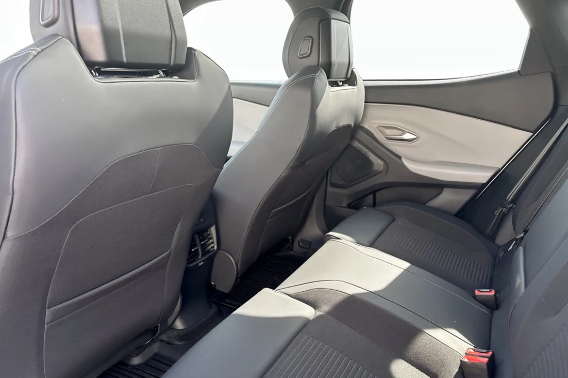 Ford Explorer EV Extended Range RWD