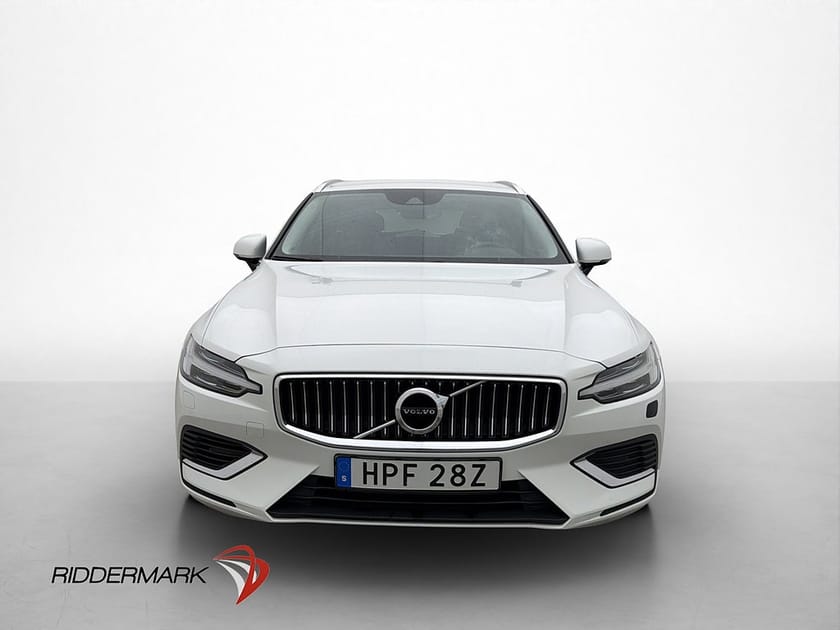 Bild 2 av Volvo V60 T8 AWD Inscription Värmare Orrefors Kamera Skinn