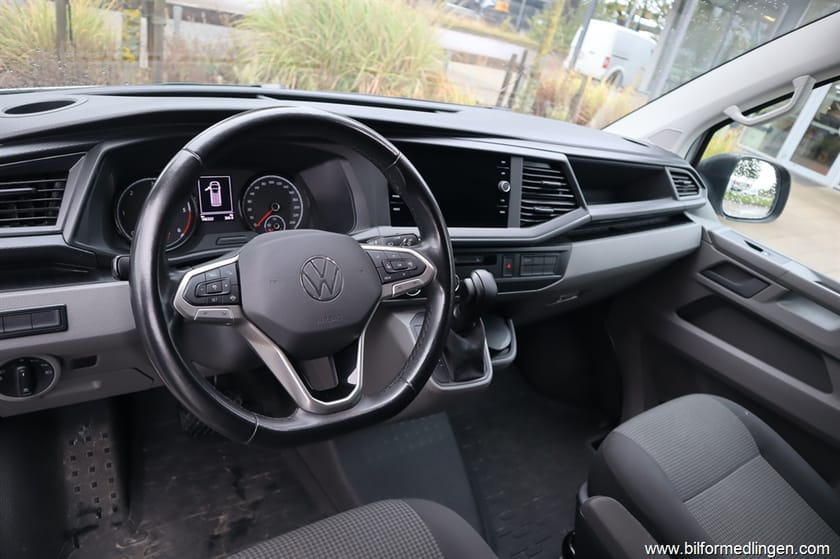 Bild 5 av Volkswagen Transporter 2.0 TDI T30 150hk Aut 3sit Drag 1 Ägare Inredning Backkamera