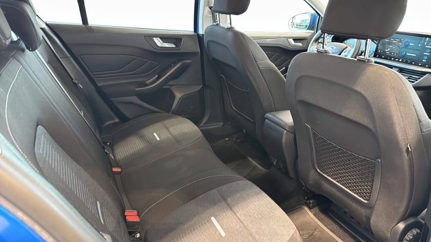 Bild 5 av Ford Focus Active 5D Edition 1.0 125HK Hybrid E85