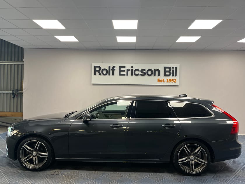 Bild 2 av Volvo V90 D4 Momentum Advanced SE II