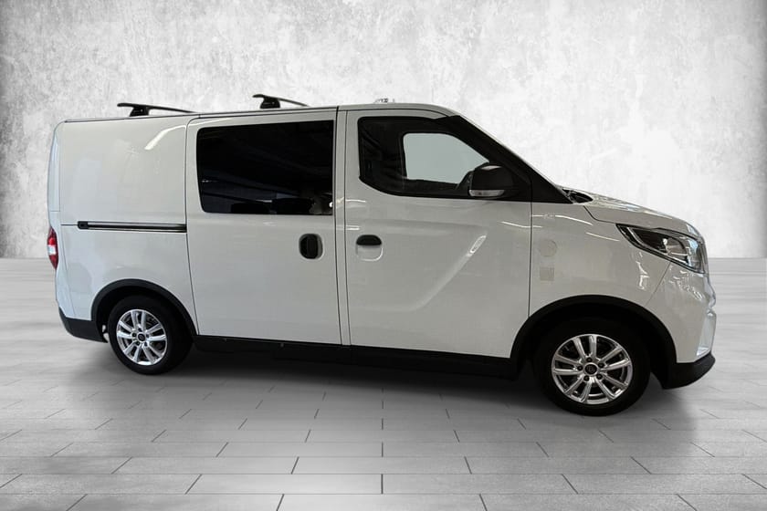 Bilde 4 av Maxus e-Deliver 3 250wltp/GRATIS BOM/ NY EU/ Ryggekamera/ MASSE UTSTYR!