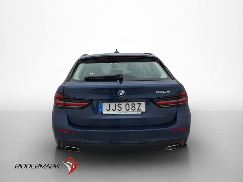 Bild 5 av BMW 530e Touring 530 292hk Cockpit H/K 360° Skinn Drag Navi
