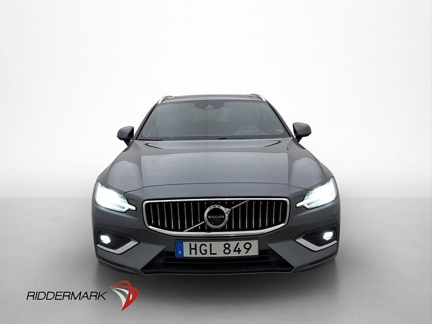 Bild 2 av Volvo V60 T5 Momentum Polestar 253hk Drag H/K Pano HuD