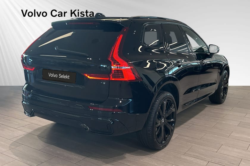 Bild 5 av Volvo XC60 T8 Ultra Black Edition B/W Drag Luftfj Panorama
