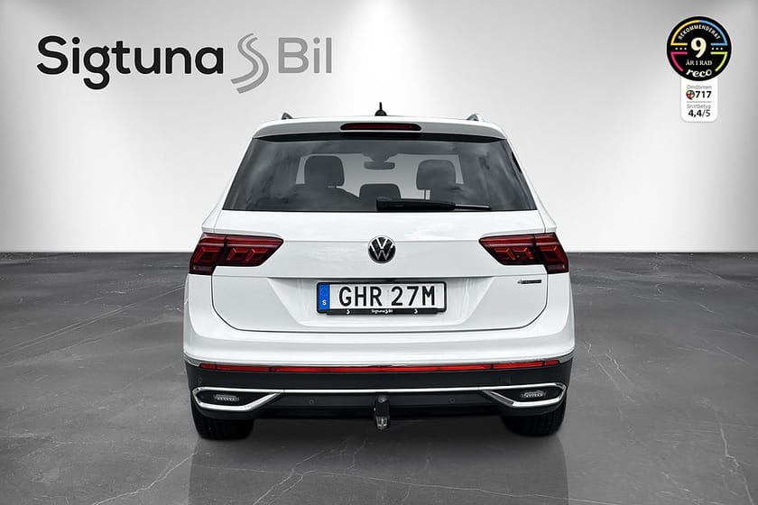 Bild 4 av Volkswagen Tiguan 2.0 TDI 4Motion Elegance / Cockpit / Drag / Värmare