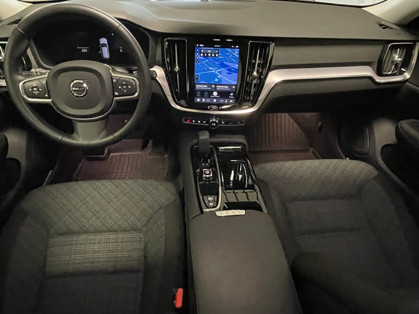 Bild 5 av Volvo V60 Recharge T6 II Core Edition