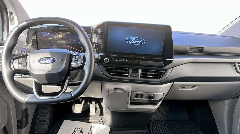 Bild 4 av Ford Tourneo Custom 340 Plug-in Hybrid E-CVT, 233hk, 2025|9-sits|