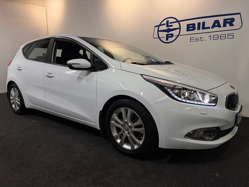 Bild 1 av Kia cee'd 1.6 GDI | Kupévärmare | Vhjul | Bluetooth | Nyservad