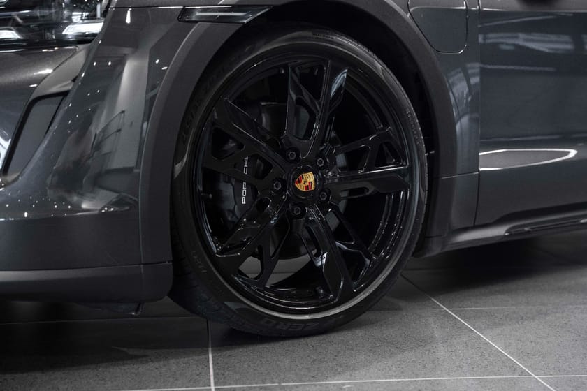 Bilde 3 av Porsche Taycan 4 Cross Turismo 
